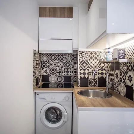 Warm 24m With Garden And Terrace Apartamento Saint-Raphaël